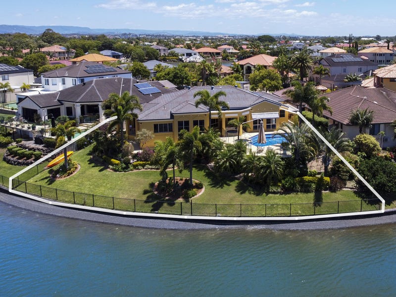 15 Palmyra Court, Burleigh Waters, Qld 4220