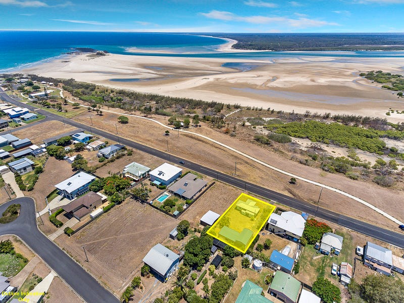 40 Lihs Street, Elliott Heads, QLD 4670