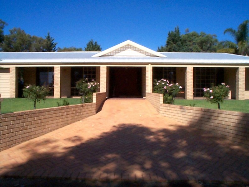 412 Badgerup Road, Gnangara, WA 6077