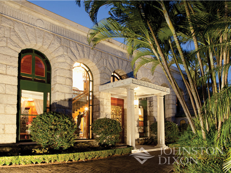 79 King Arthur Terrace, Tennyson, Qld 4105 Property Details