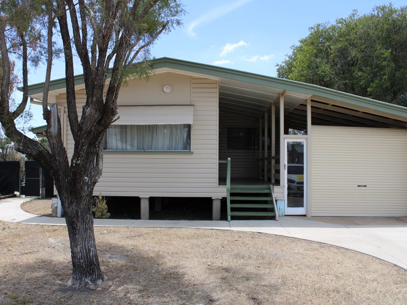 19 Ayrton Street, Dalby, QLD 4405