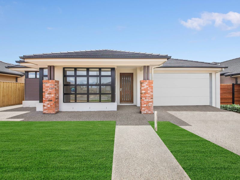 35 Cradle Circuit, Manor Lakes, VIC 3024