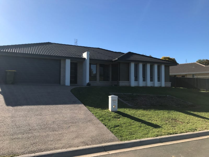 14 Regal Park Drive, Oxley Vale, NSW 2340