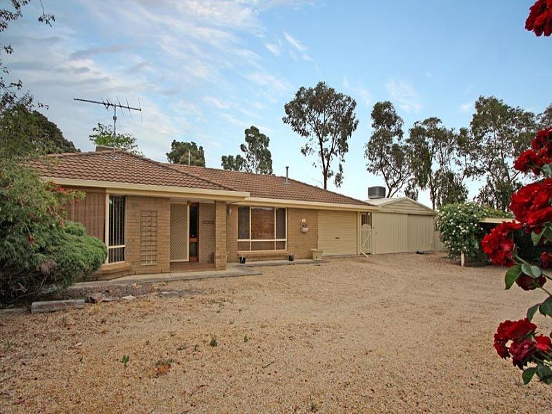 8 Wilksch Court, Williamstown, SA 5351 Property Details