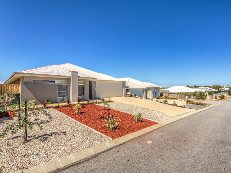 12 Current Street, Yanchep, WA 6035