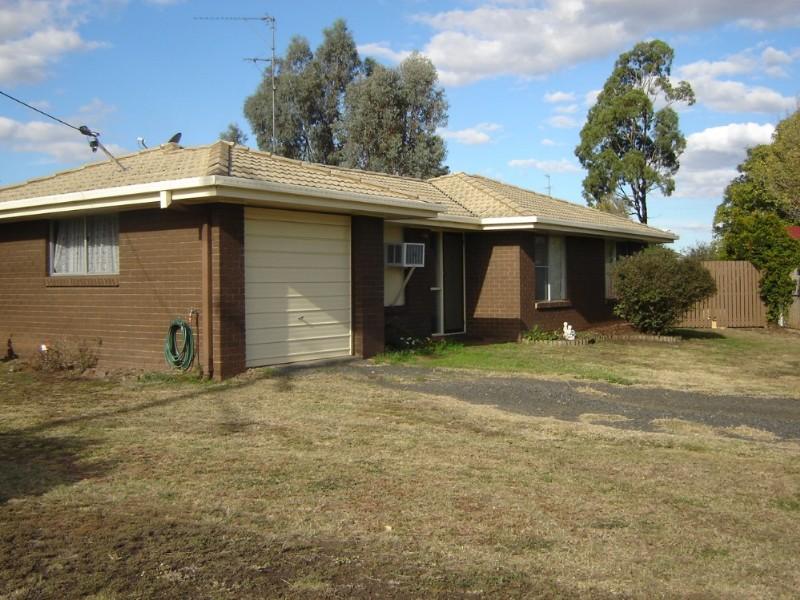 9 Balfour St, Wyreema, Qld 4352 Property Details