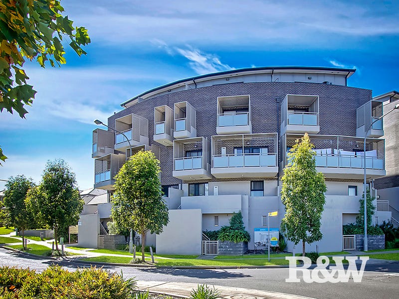 15/1 Glenmore Ridge Drive, Glenmore Park, NSW 2745