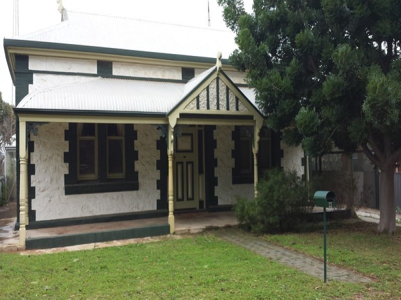 11 East Terrace Port Broughton SA 5522 House for Sale 114372015