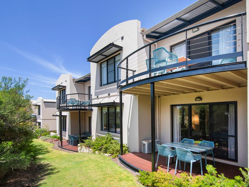 105/1 Resort Place, Gnarabup, WA 6285 Property Details