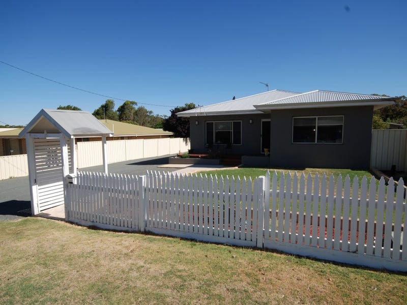 71 Felspar Street, Narrogin, WA 6312