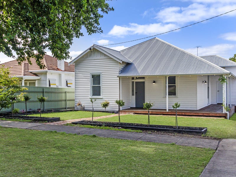 16 Goldsmith Street, Hamilton, Vic 3300
