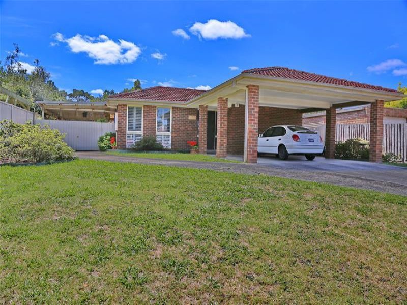 10 Eildon Road, Endeavour Hills, VIC 3802