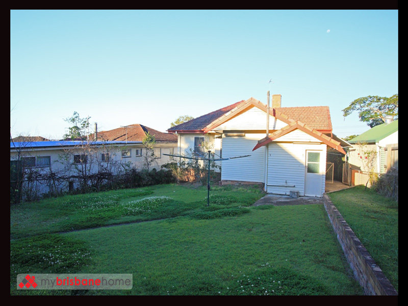 10 Wonersh Street, Carina, Qld 4152 Property Details
