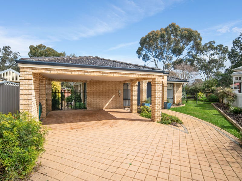 8 Bow Close, Jane Brook, WA 6056