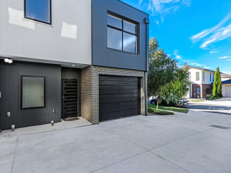 8-8-10-fortitude-drive-craigieburn-vic-3064-property-details