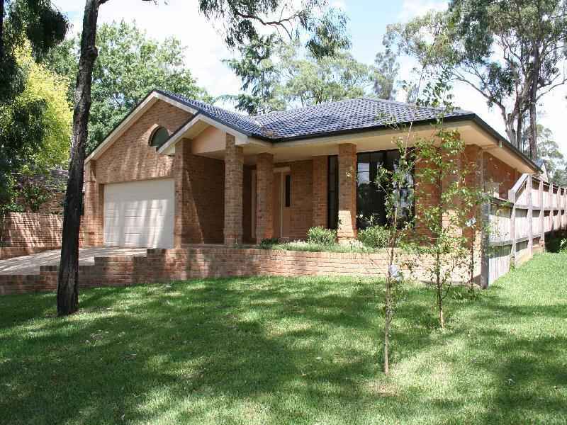 23 Elizabeth Macarthur Avenue, Camden South, NSW 2570