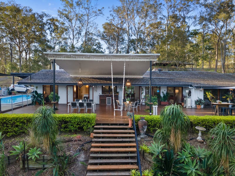 20 Greentrees Avenue, Kenmore Hills, QLD 4069