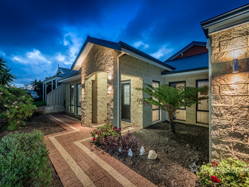 32 Claremorris Parkway, Butler, WA 6036 Property Details