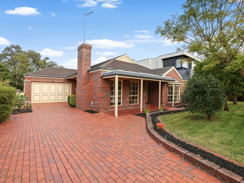 39 Howell Drive, Berwick, Vic 3806 Property Details