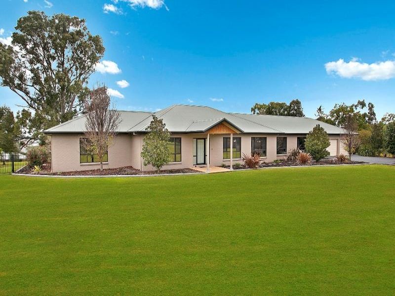 31 Tea Tree Avenue, Aberglasslyn, NSW 2320 Property Details