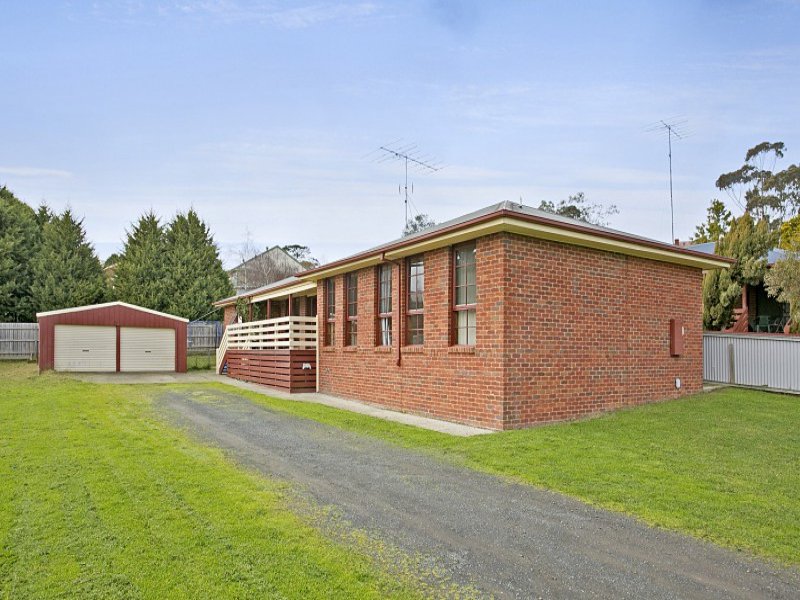34 Albert Street, Kilmore, Vic 3764 Property Details