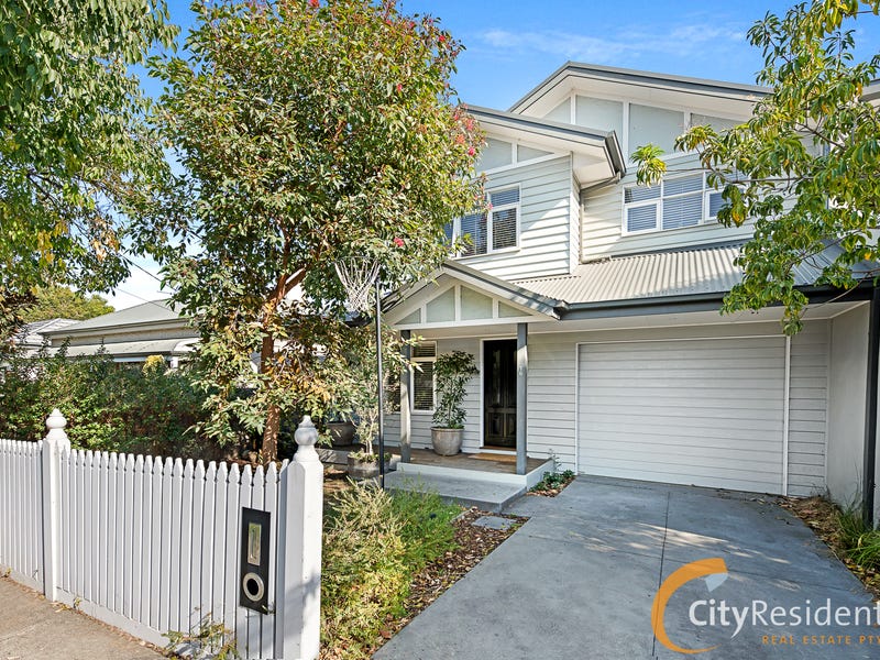 16 Edmanson Avenue, Brighton, VIC 3186