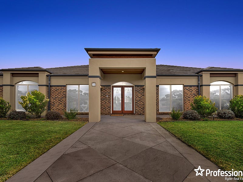 34 Highfield Way, Kurunjang, Vic 3337 Property Details
