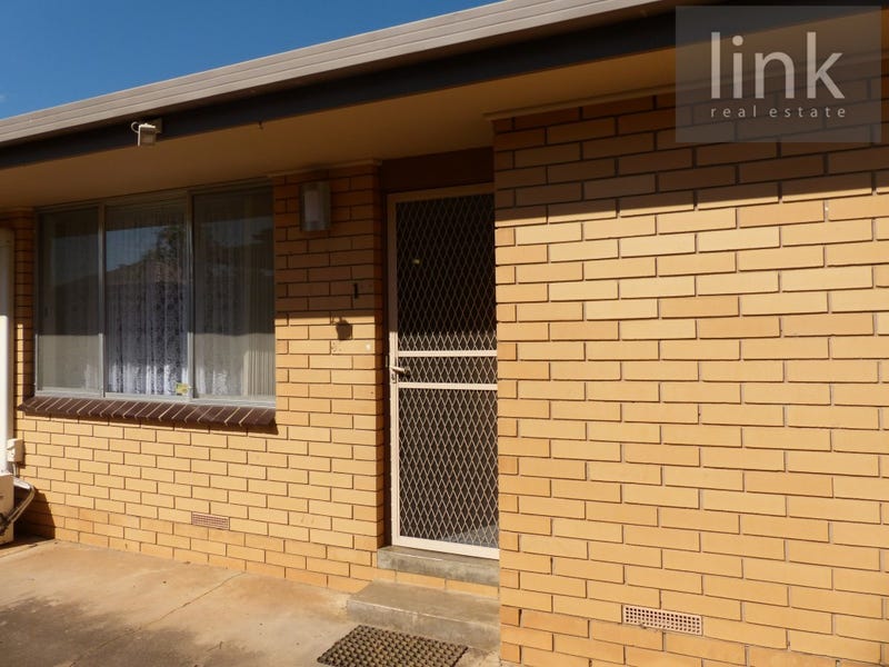 1/452 Kotthoff St, Lavington, NSW 2641 Property Details