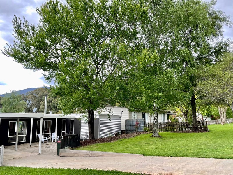 4 Dederang Road, Tawonga South, VIC 3698