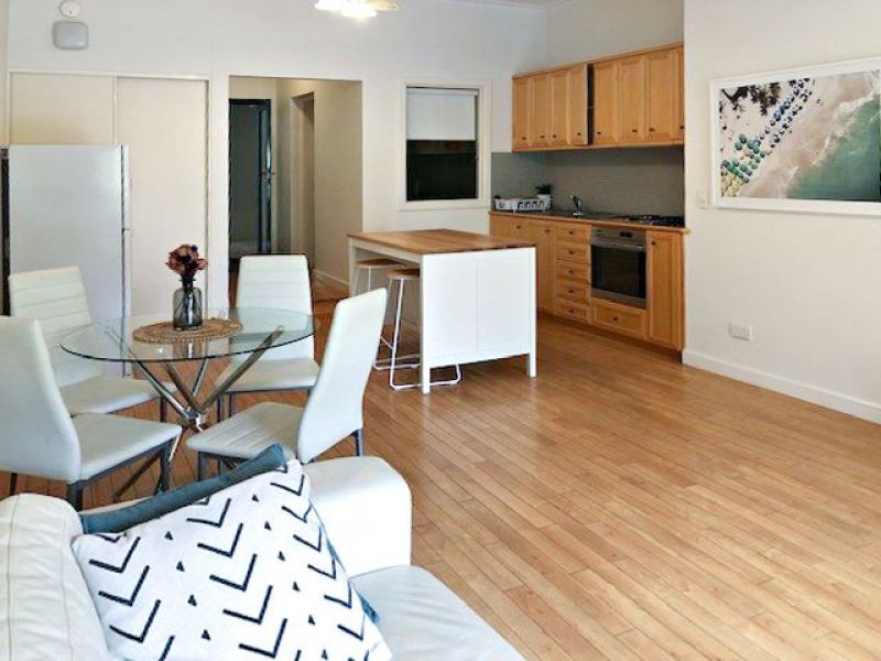 18 Henry Lawson Walk, East Perth, WA 6004