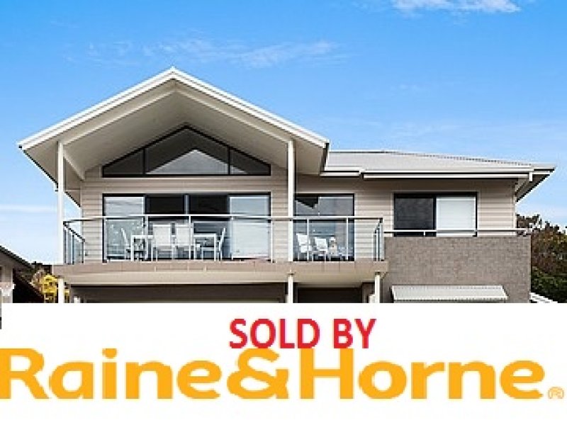 28 Barellan Street, Caves Beach, NSW 2281