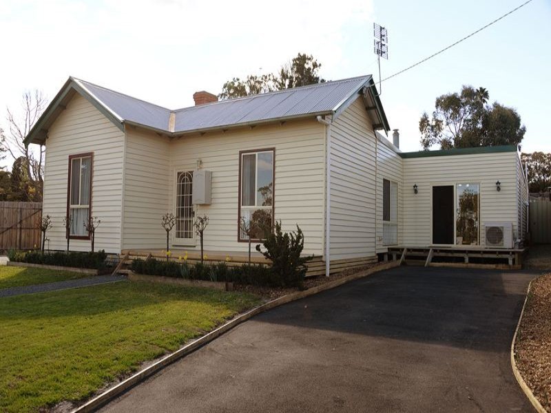 48 Railway Ave, Garfield, Vic 3814 Property Details