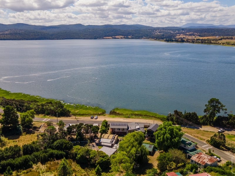 7 Beach Road, Gravelly Beach, TAS 7276