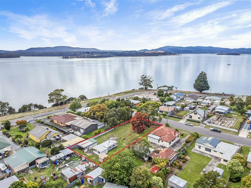 15 Kitchener Avenue, Beauty Point, TAS 7270