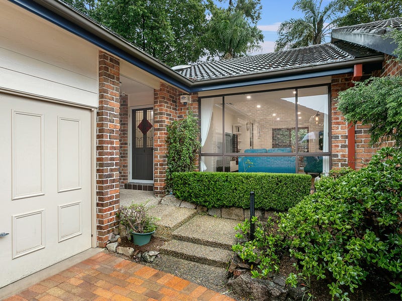 4/8 Angus Avenue, Epping, NSW 2121 Property Details