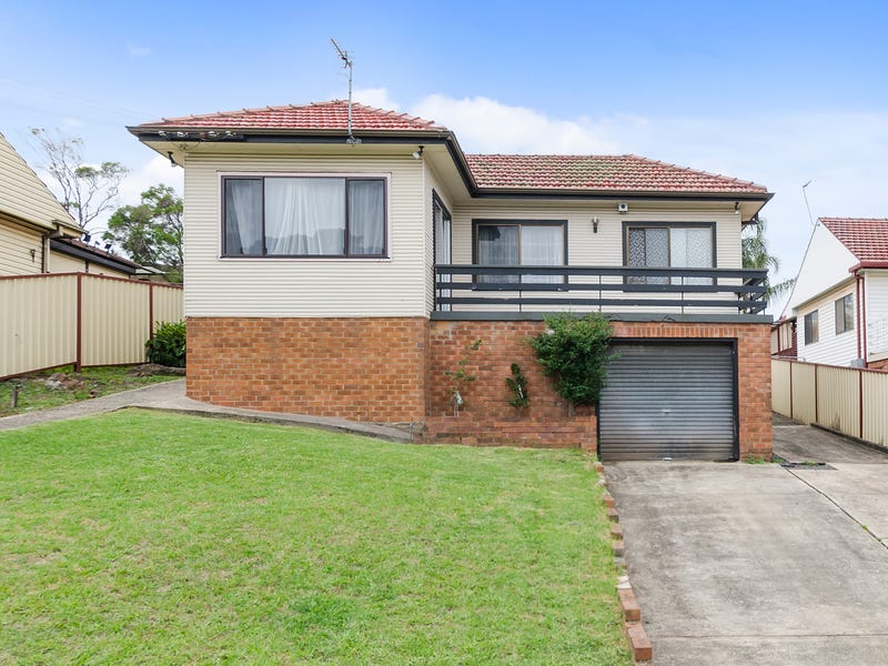 8 Gordon Cres, Lake Heights, NSW 2502