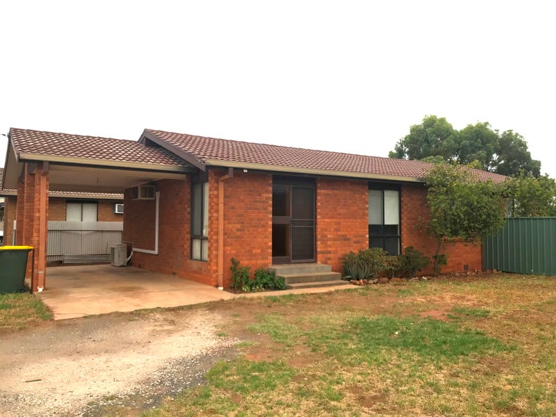 19 Harward Road, Griffith, NSW 2680