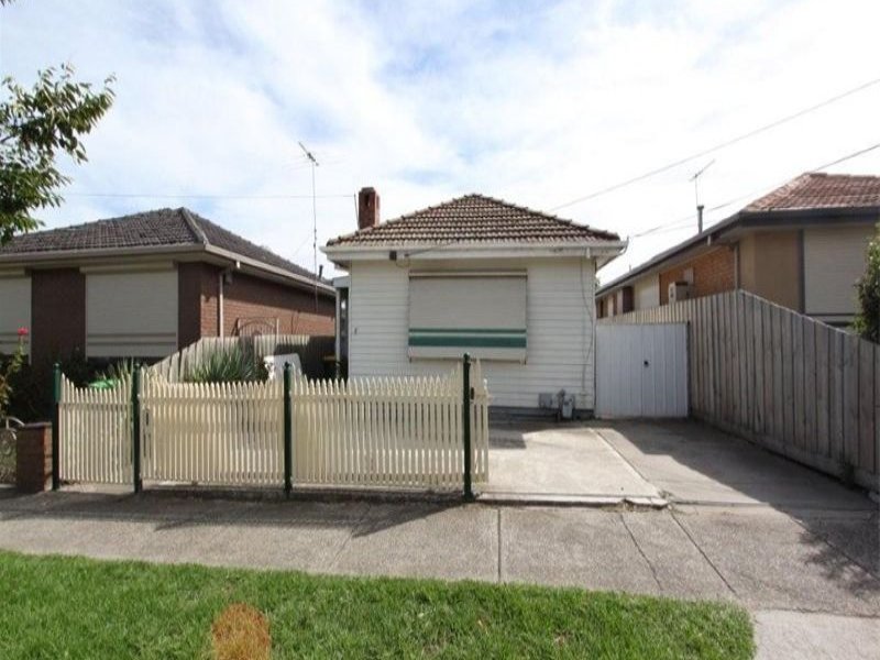 27 Hampshire Road, Sunshine, Vic 3020 Property Details