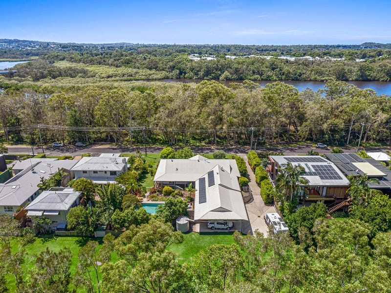 91 Lake Weyba Drive, Noosaville, Qld 4566 Property Details