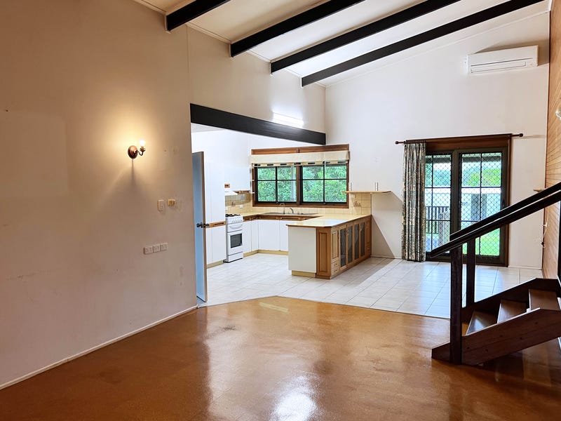 39 Mcconnell Street, Atherton, Qld 4883 Property Details