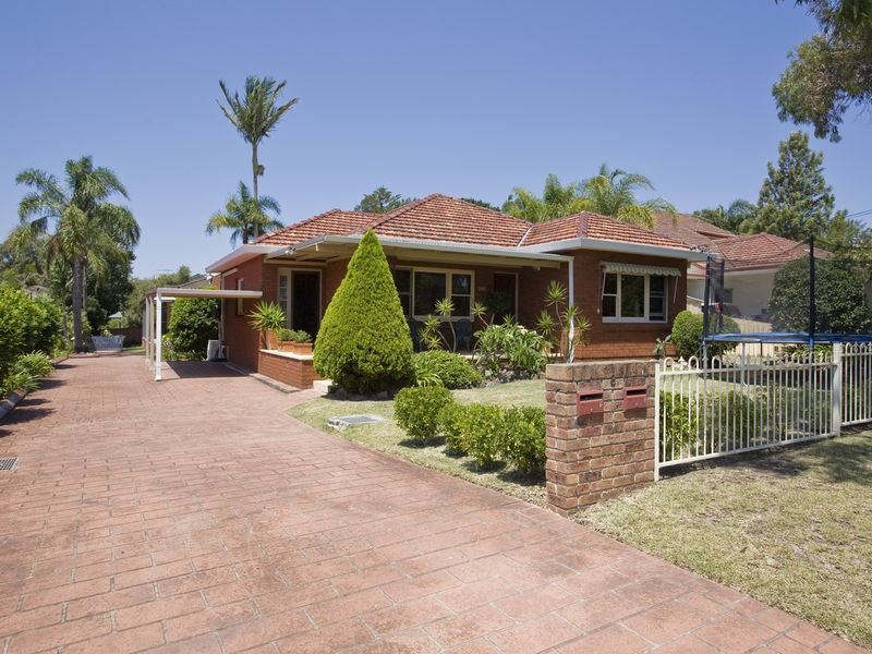 1/8 Restormel Street, Woolooware, NSW 2230 Property Details