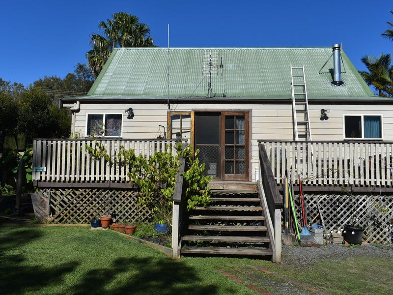 33 Kamarooka Street, Coomba Park, NSW 2428