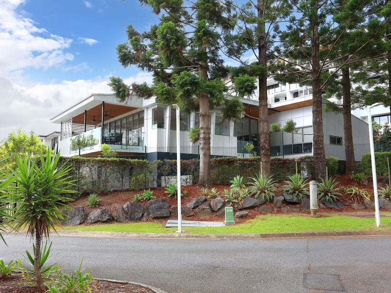 1071 Royal Pines Resort, Benowa, Qld 4217 Property Details