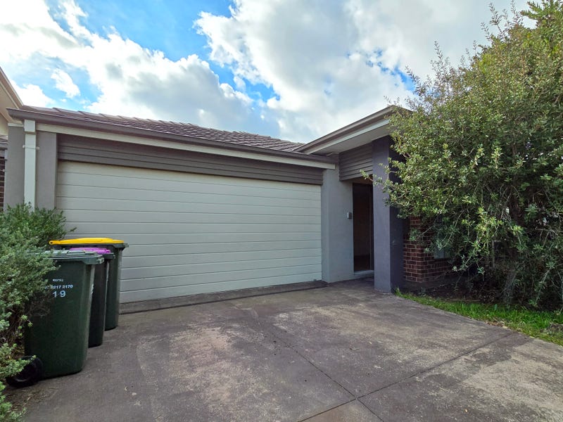 19 William Street, Mernda, Vic 3754 House for Sale
