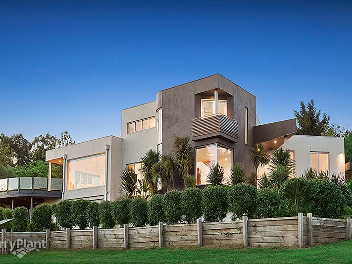 93 Beaumont Road, Berwick, Vic 3806 Property Details