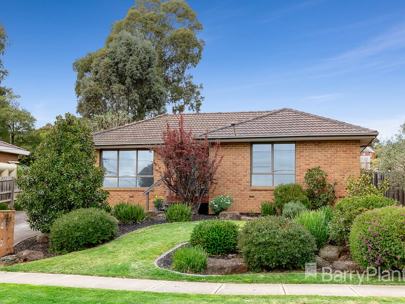 31 Meadowgate Drive, Chirnside Park, VIC 3116