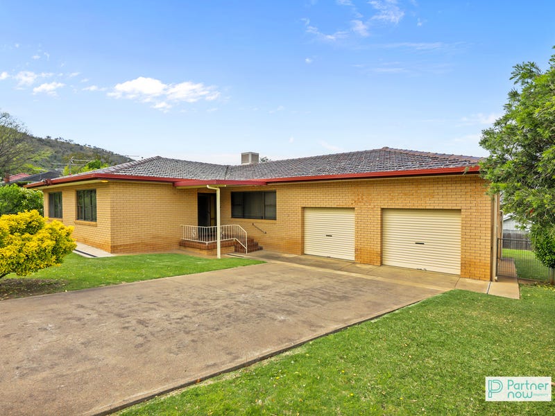 1 Bailey Avenue, Tamworth, NSW 2340 Property Details