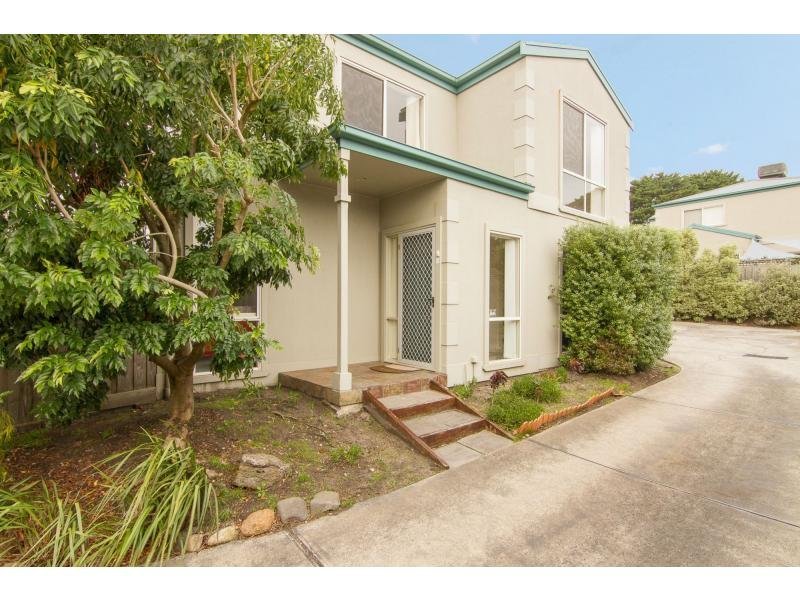 2/40 Frome Avenue, Frankston, Vic 3199