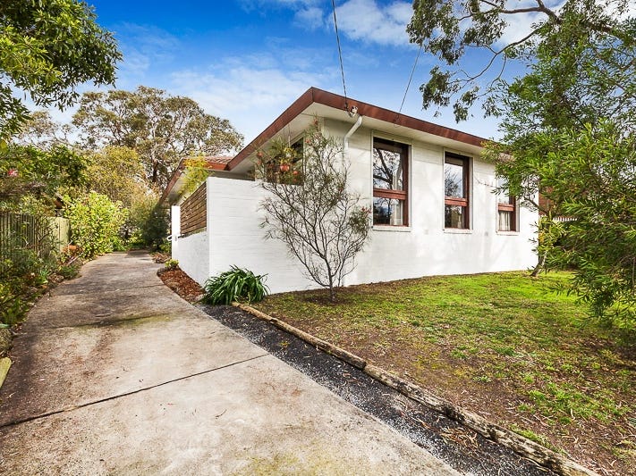 28 Lorraine Drive, Burwood East, VIC 3151