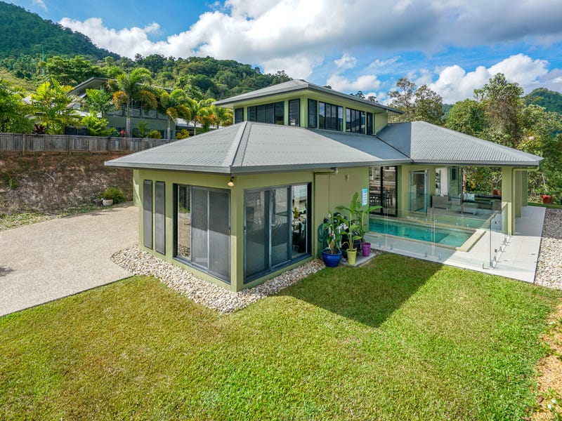 4 McColl Close, Redlynch, Qld 4870 Property Details